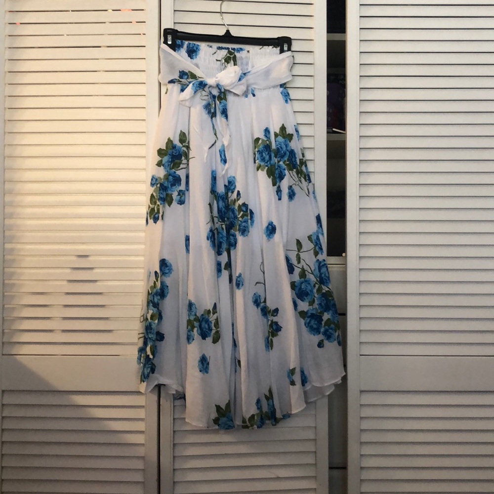 White and Blue Rose Skirt